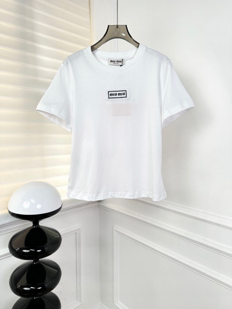 Unclassified Brand T-Shirts